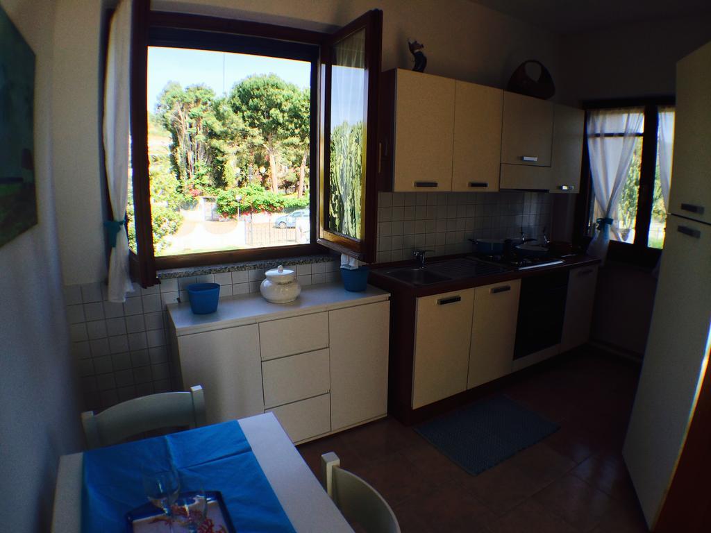 Appartamenti In Villa Nicanda Porto Columbu - Perd'E Sali Exteriér fotografie