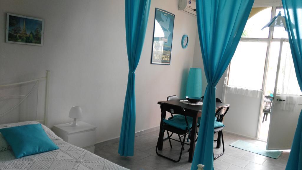 Appartamenti In Villa Nicanda Porto Columbu - Perd'E Sali Exteriér fotografie