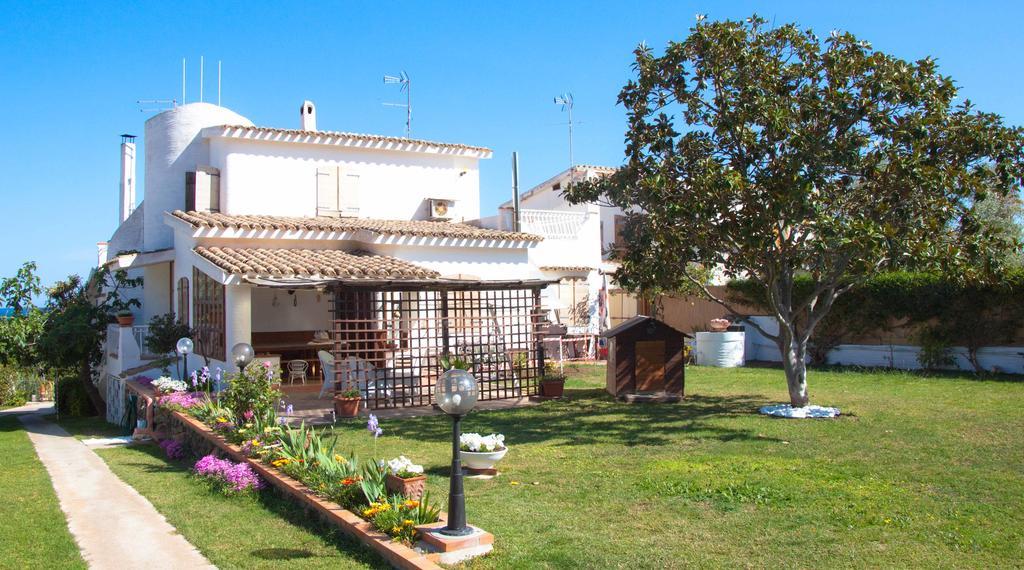Appartamenti In Villa Nicanda Porto Columbu - Perd'E Sali Exteriér fotografie
