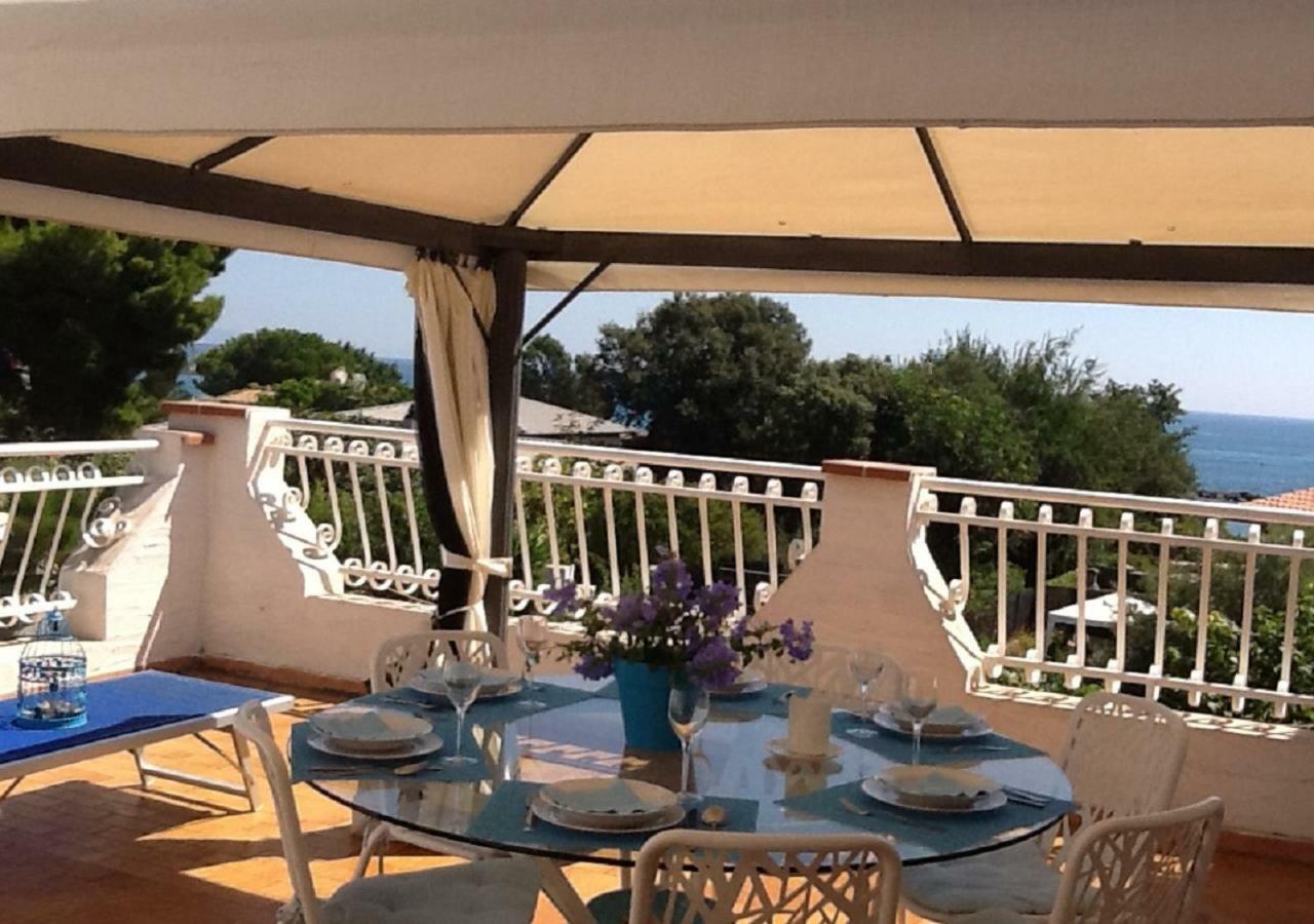Appartamenti In Villa Nicanda Porto Columbu - Perd'E Sali Exteriér fotografie